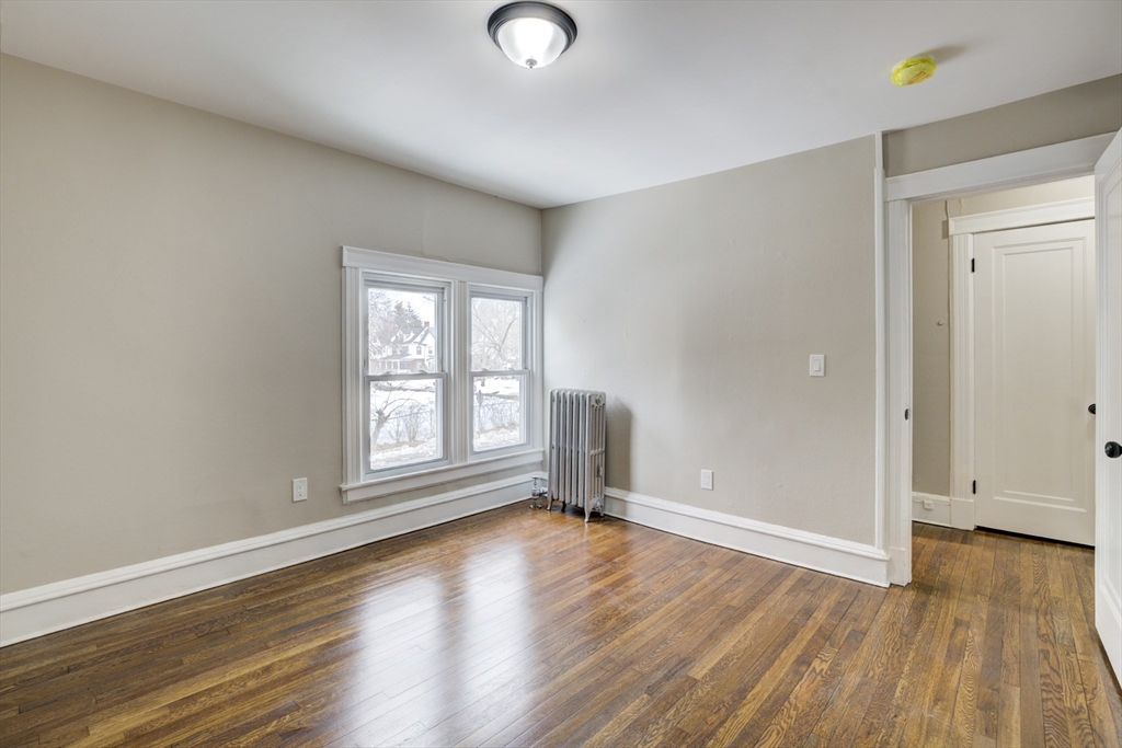 172 Belmont Avenue Springfield, MA 01108 - Photo 20 of 41