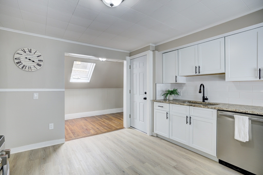 172 Belmont Avenue Springfield, MA 01108 - Photo 23 of 41