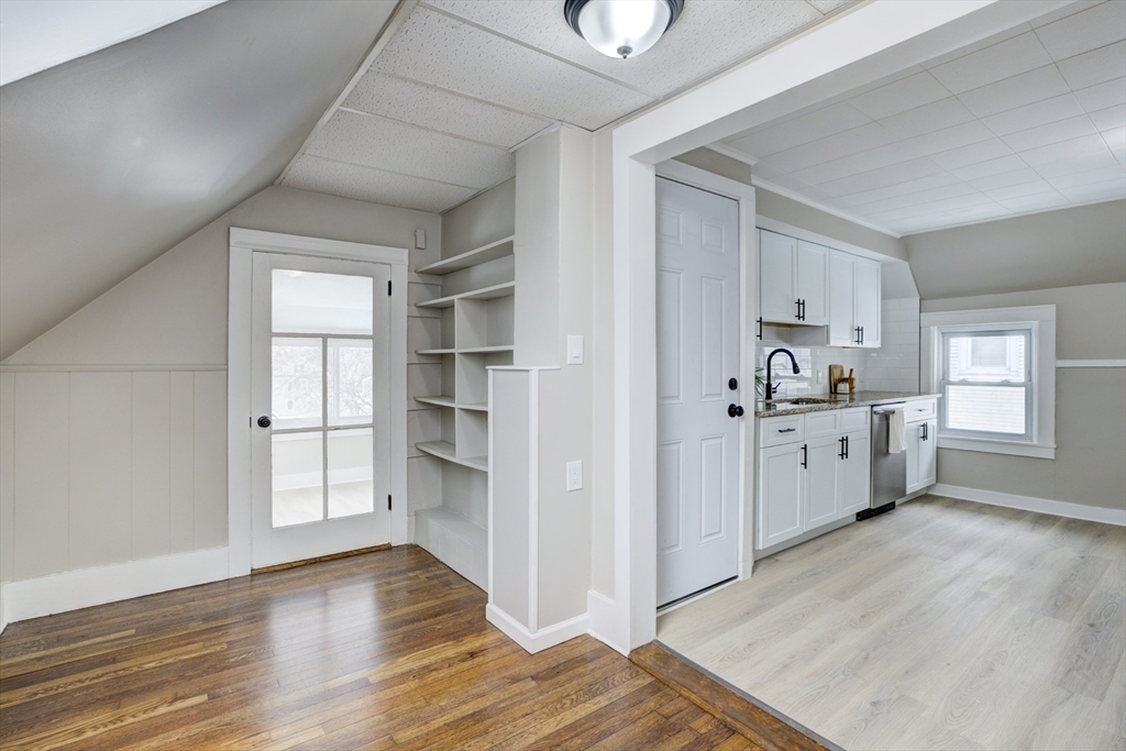 172 Belmont Avenue Springfield, MA 01108 - Photo 25 of 41