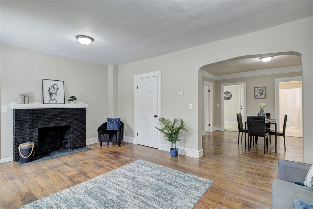 172 Belmont Avenue Springfield, MA 01108 - Photo 7 of 41