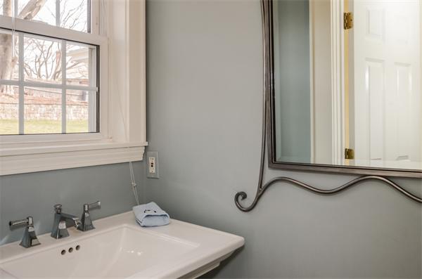 77 Walnut Hill Road Brookline, MA 02467 - Photo 20 of 22 Gallery Image 20