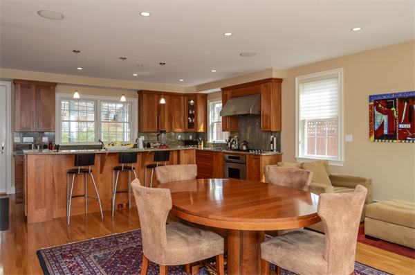 77 Walnut Hill Road Brookline, MA 02467 - Photo 3 of 22 Gallery Image 3
