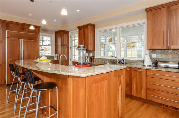 77 Walnut Hill Road Brookline, MA 02467 - Photo 4 of 22 Gallery Image 4