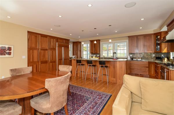 77 Walnut Hill Road Brookline, MA 02467 - Photo 6 of 22 Gallery Image 6