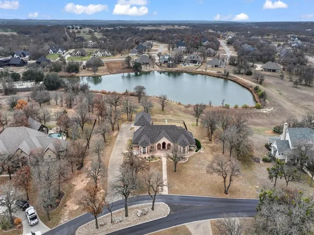 $849,900 | 525 Sugartree Drive, Lipan, TX 76462