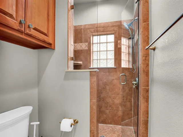 $849,900 | 525 Sugartree Drive, Lipan, TX 76462