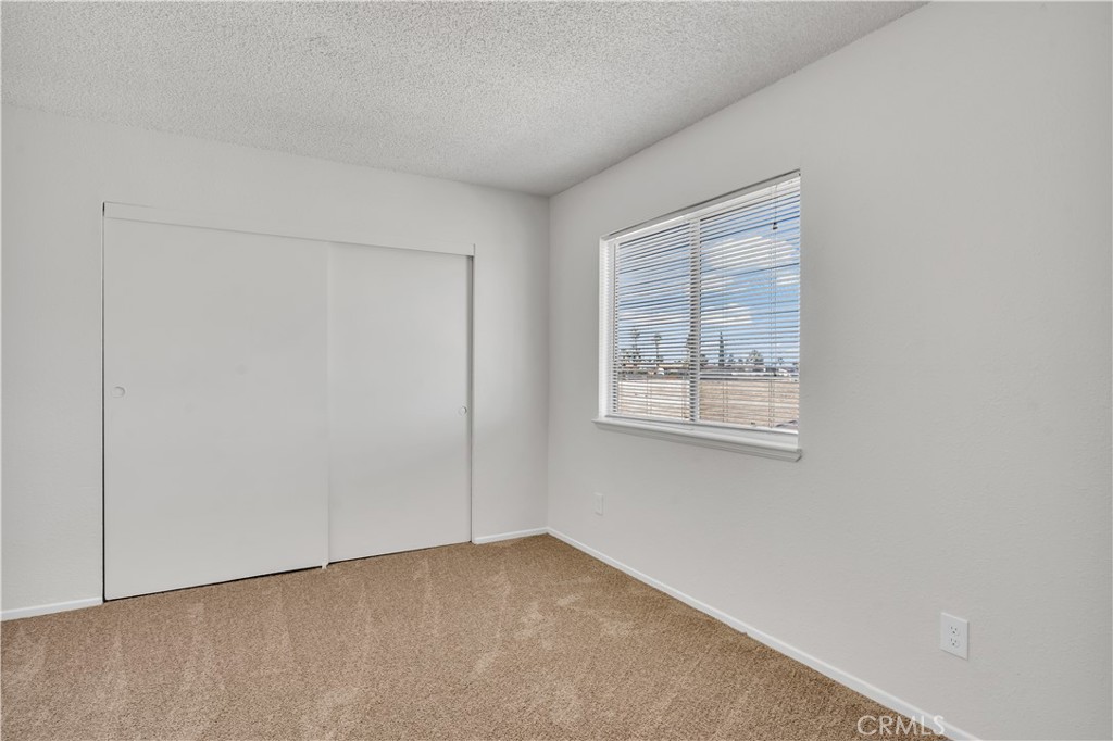 8922 I Hesperia, CA 92345 - Photo 12 of 17