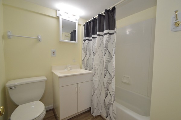 16 Hunt Street, Unit 2 Watertown, MA 02472 - Photo 10 of 12