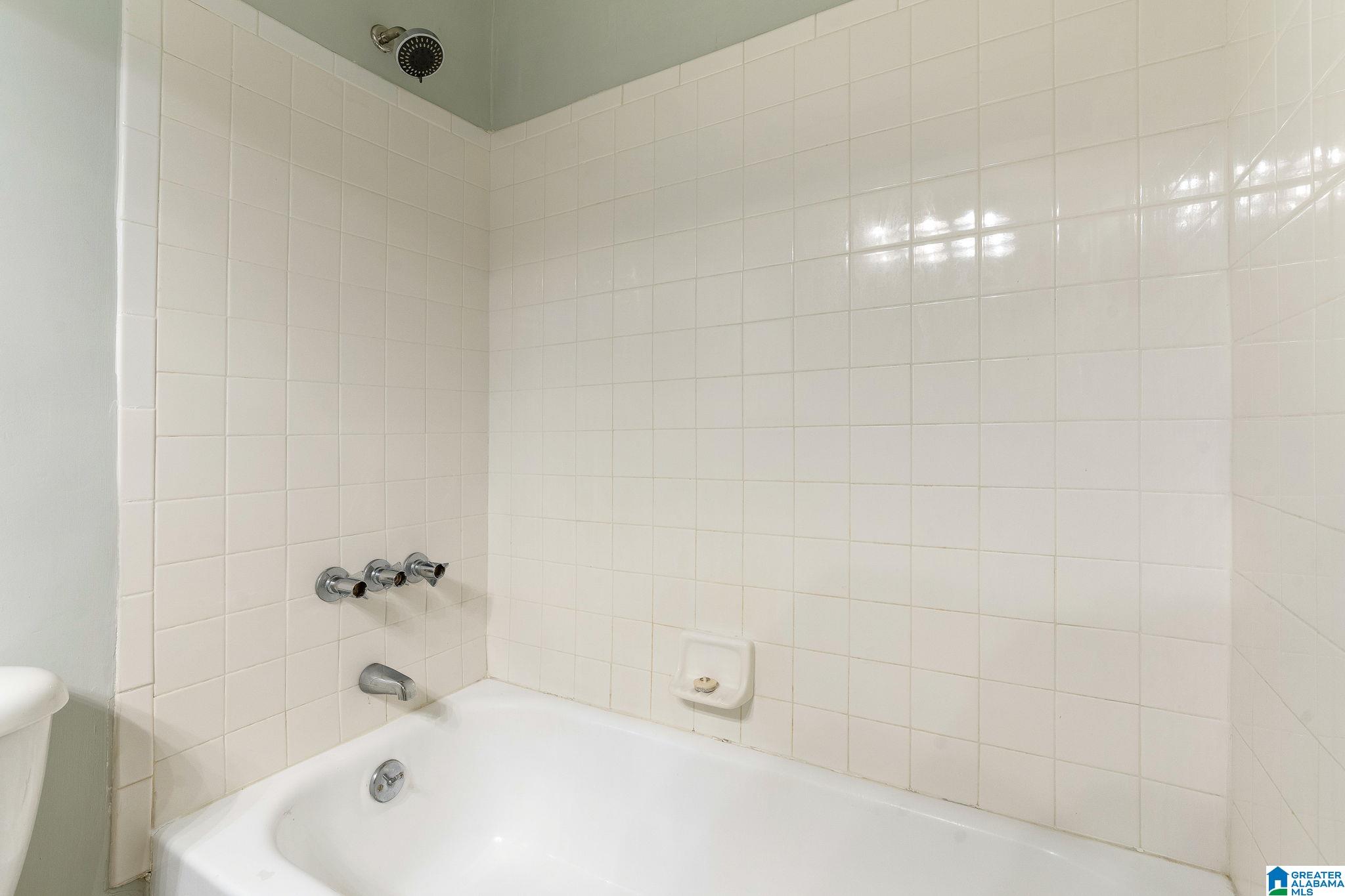 3350 Altamont Road South, Unit A8 Birmingham, AL 35205 - Photo 18 of 25