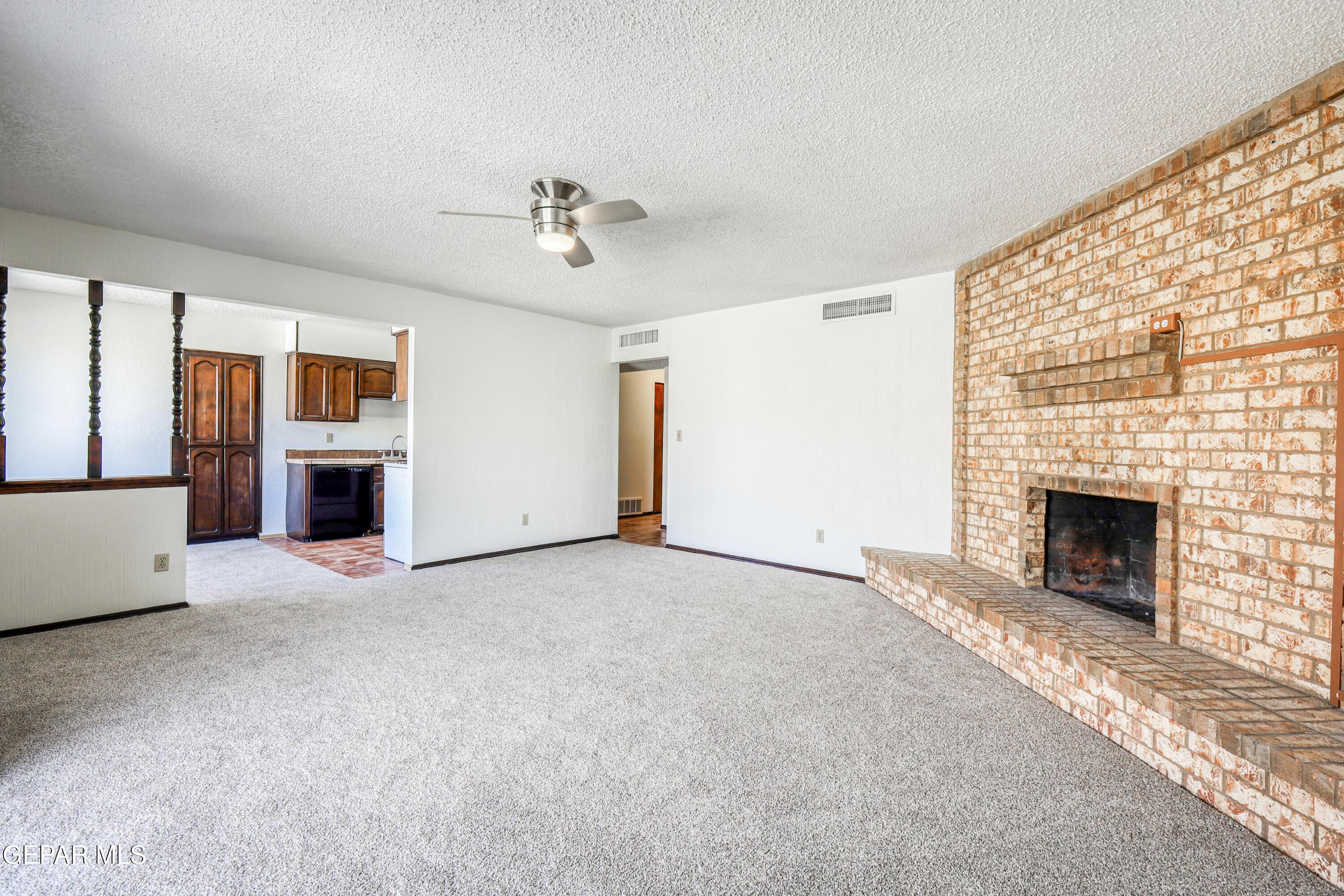 321 Gus Rallis Drive El Paso, TX 79932 - Photo 14 of 38 IMG_8451_HDR