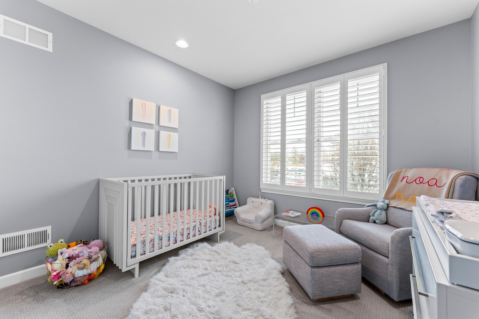 826 Chestnut Street Deerfield, IL 60015 - Photo 15 of 28 a bedroom with furniture and a window