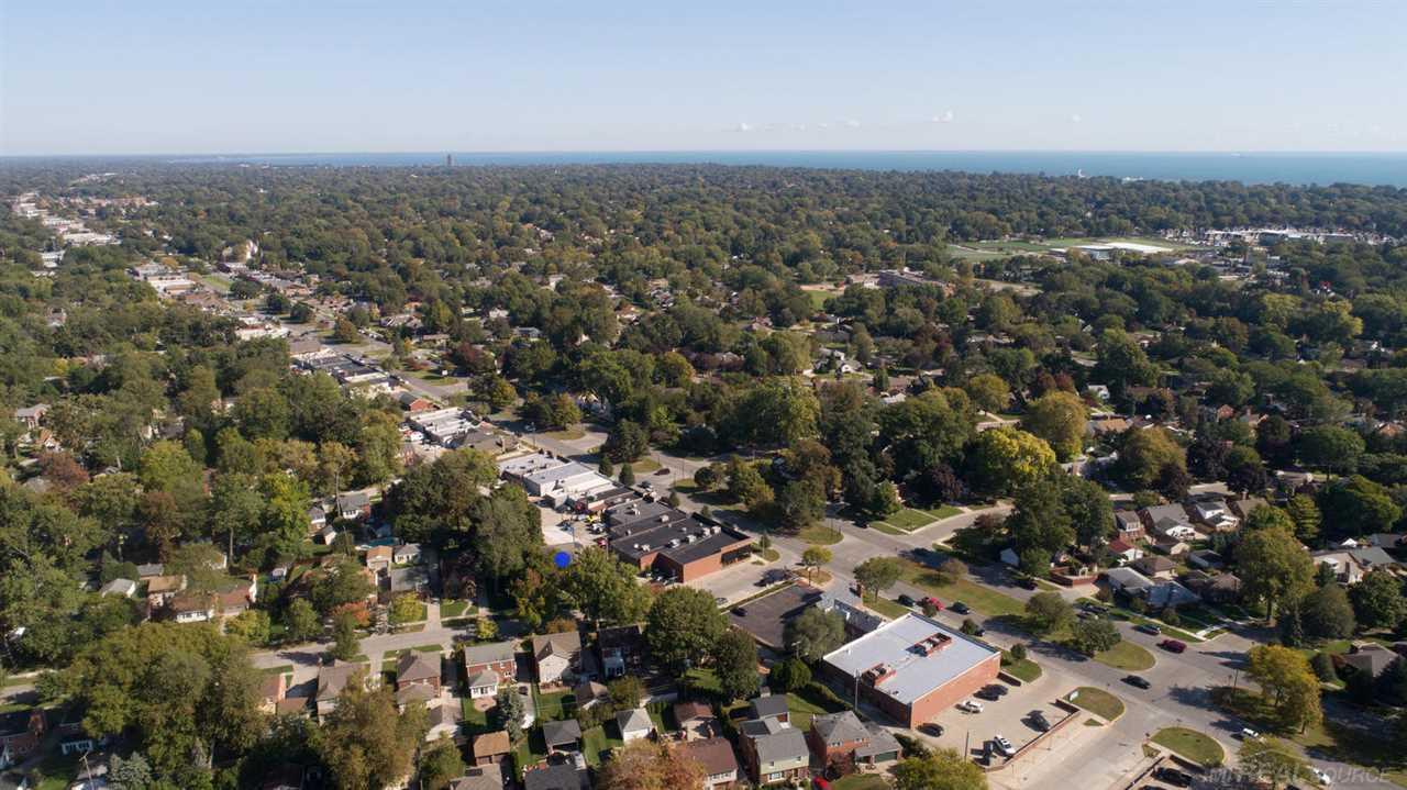 1600 Prestwick Road Grosse Pointe, MI 48236 - Photo 21 of 21 31397768-20.JPG