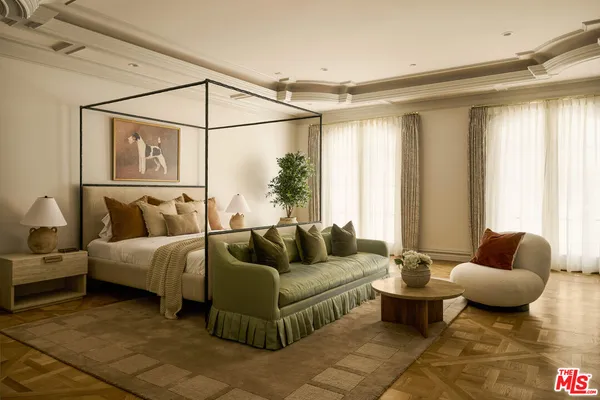 $75,000 | 628 North Rodeo Drive, Beverly Hills, CA 90210
