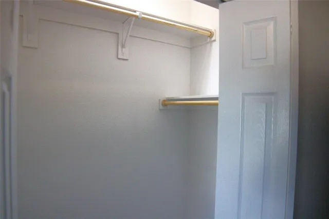 $154,900 | 217 19th Street Southeast, Paris, TX 75460