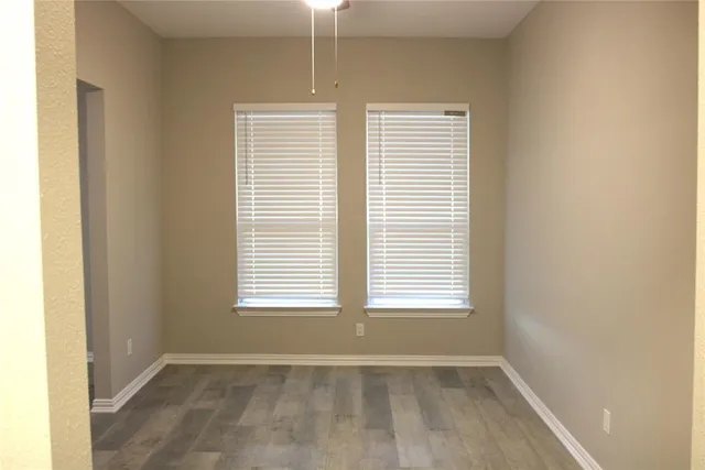 $154,900 | 217 19th Street Southeast, Paris, TX 75460