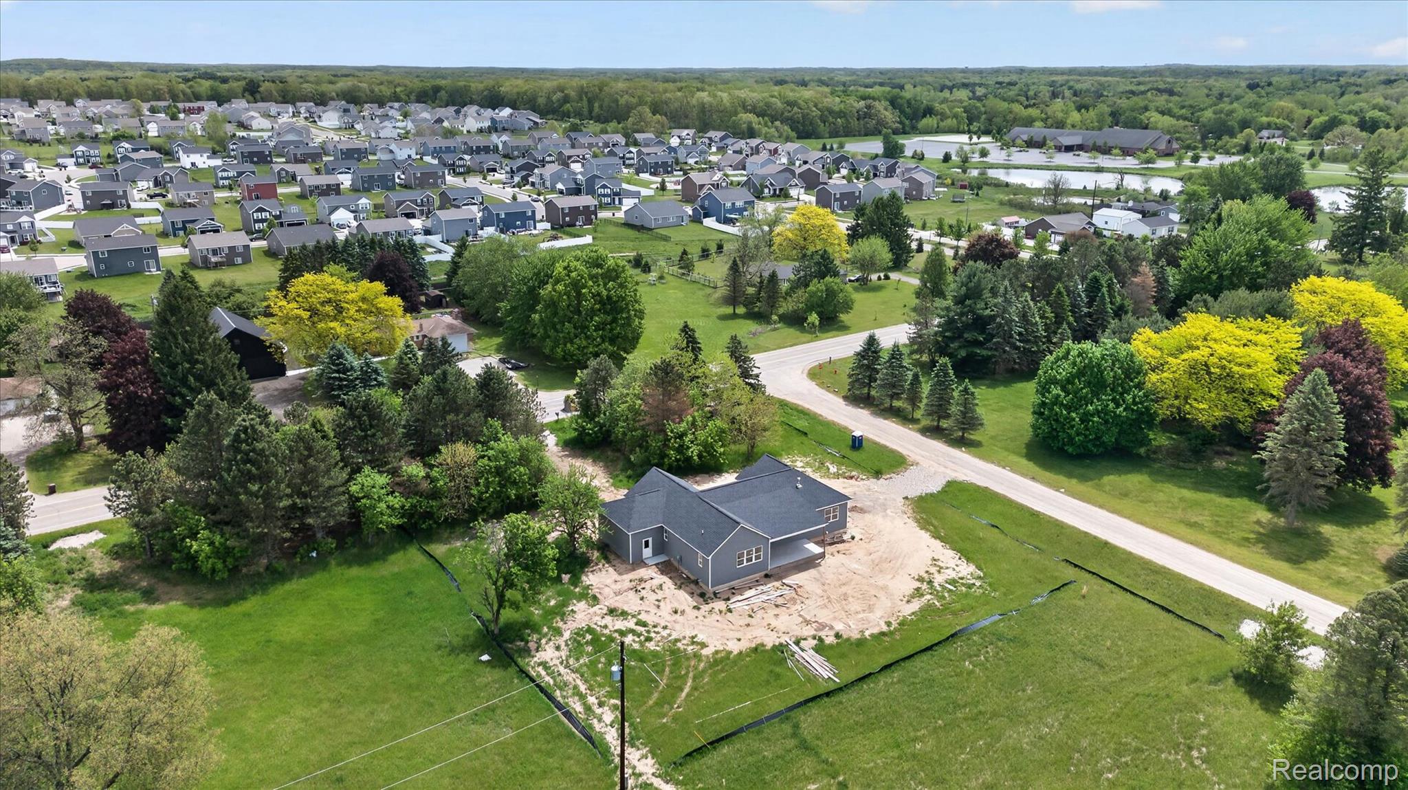 3297 Oak Grove Road Howell, MI 48855 - Photo 33 of 40 Convenient location with nearby neighborhoods, green space, and easy access to amenities.