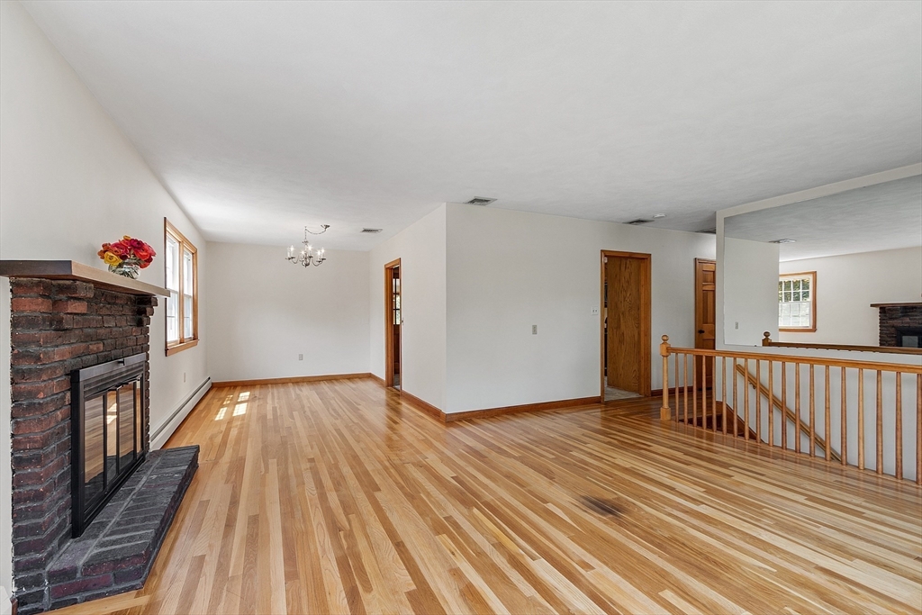 15 Greenbrook Road Hamilton, MA 01982 - Photo 8 of 42 Gallery Image 8