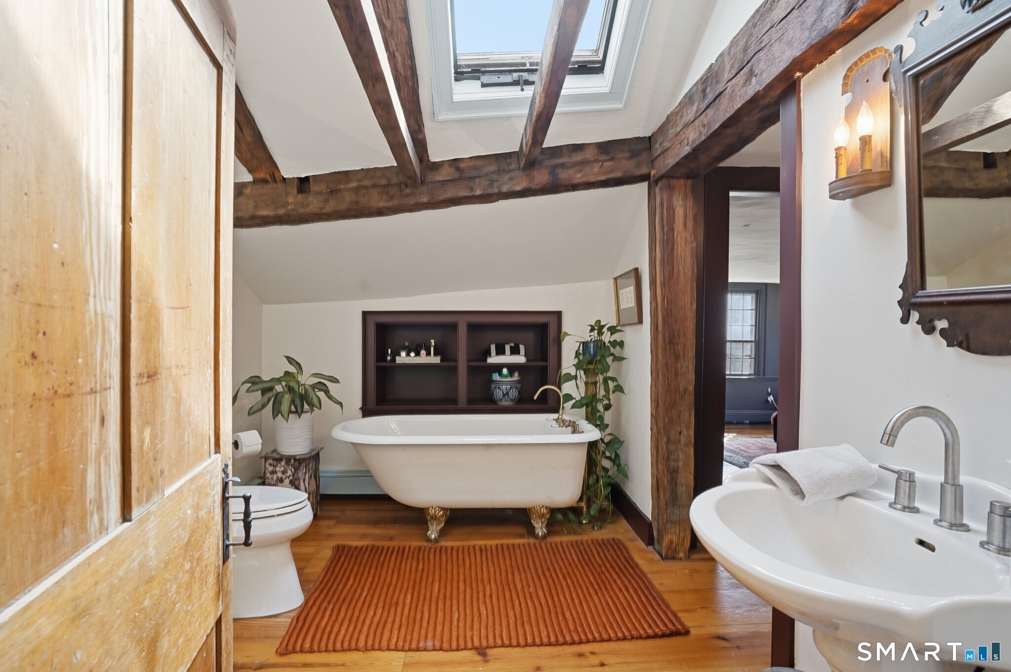 604 Pendleton Hill Road North Stonington, CT 06359 - Photo 33 of 40 with skylight