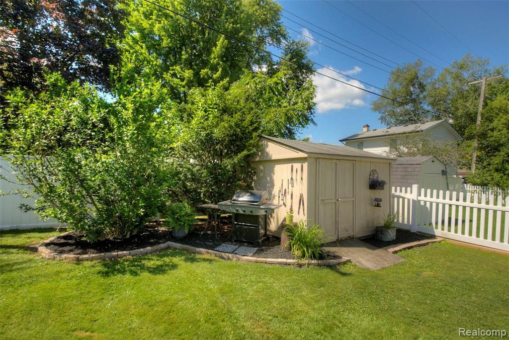 133 Riddle Street Howell, MI 48843 - Photo 47 of 53