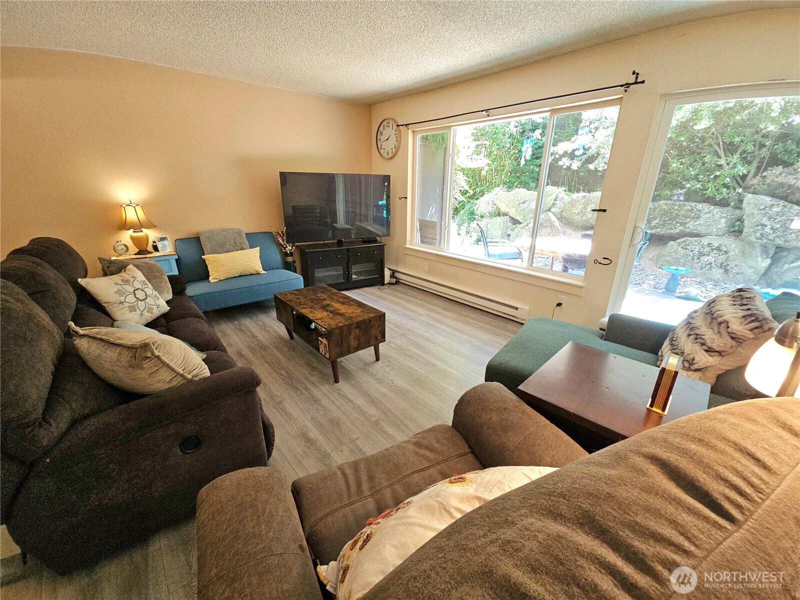 7924 212th Street Southwest, Unit 104 Edmonds, WA 98026 - Photo 14 of 27