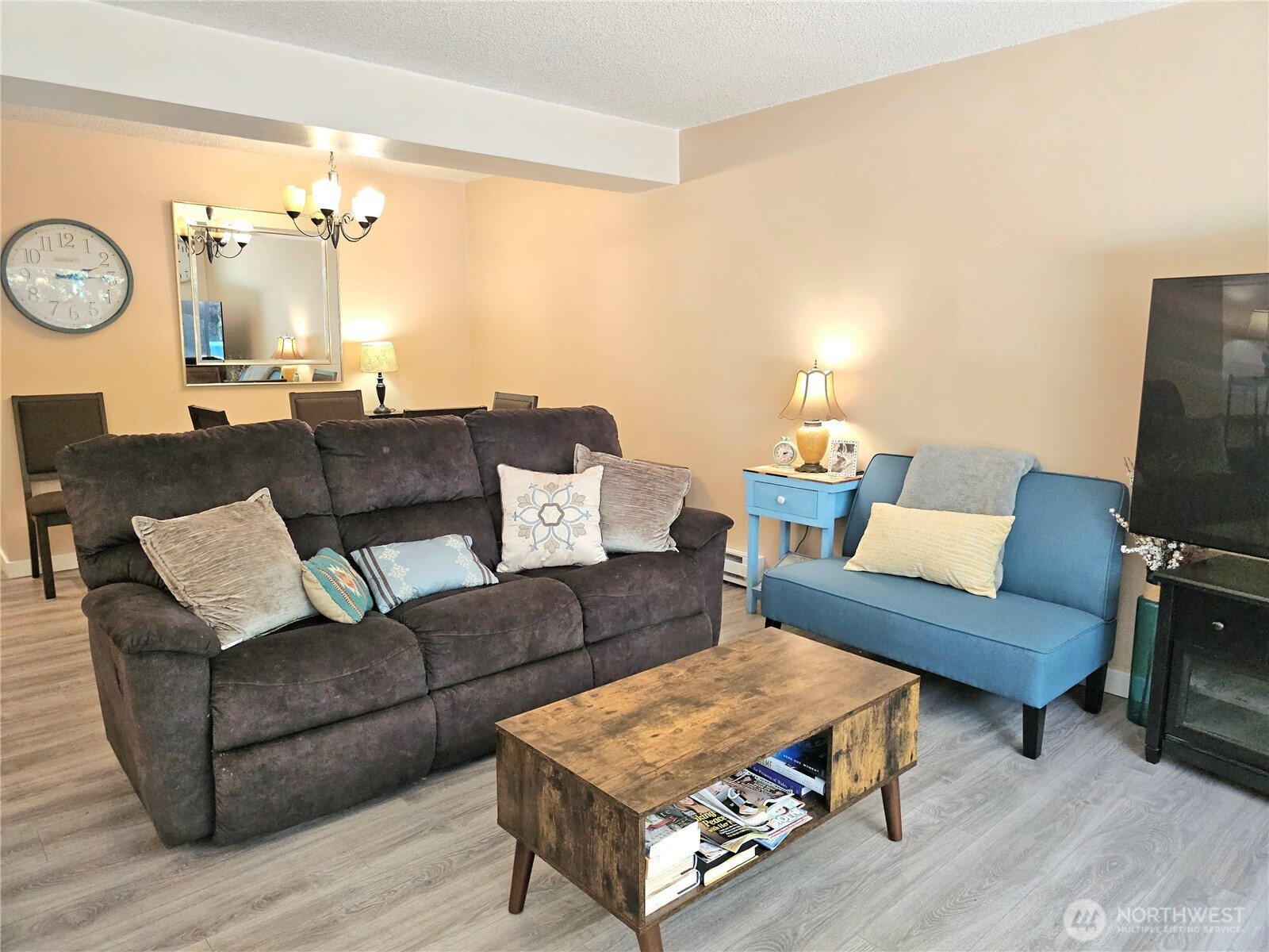 7924 212th Street Southwest, Unit 104 Edmonds, WA 98026 - Photo 15 of 27