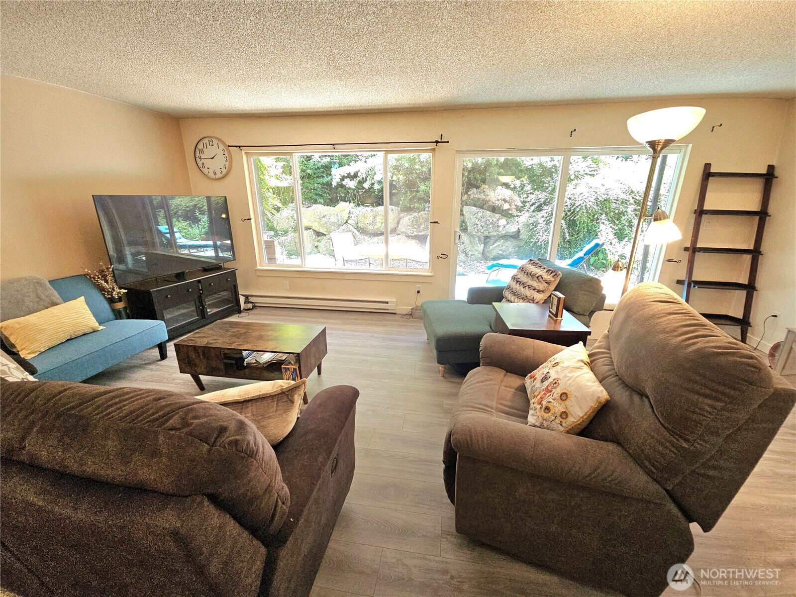 7924 212th Street Southwest, Unit 104 Edmonds, WA 98026 - Photo 16 of 27