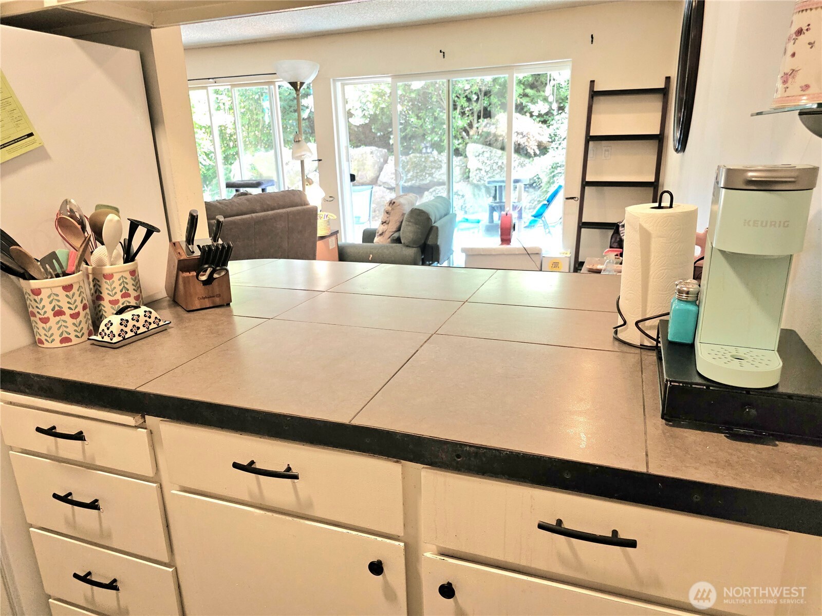 7924 212th Street Southwest, Unit 104 Edmonds, WA 98026 - Photo 4 of 27