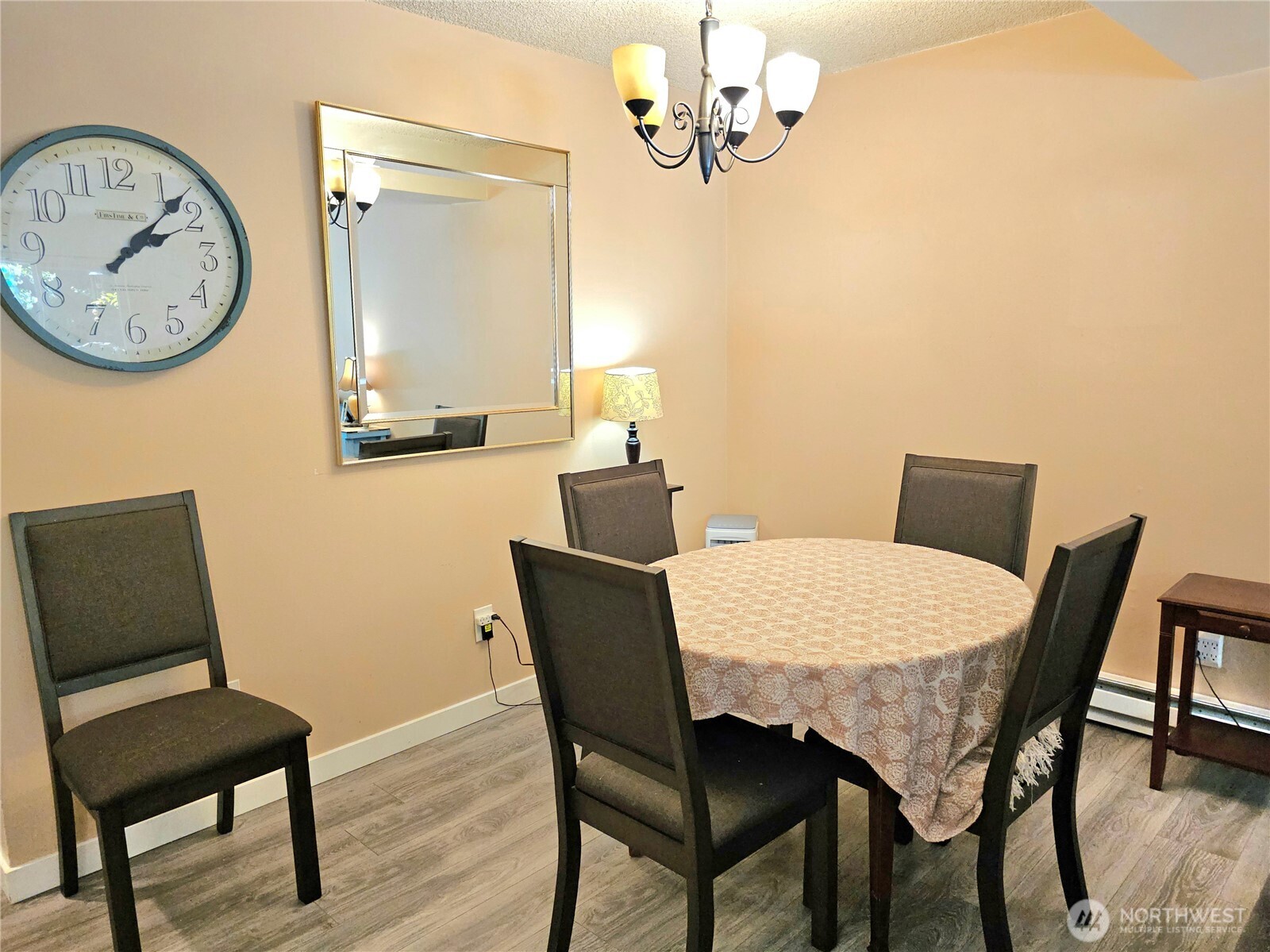 7924 212th Street Southwest, Unit 104 Edmonds, WA 98026 - Photo 9 of 27