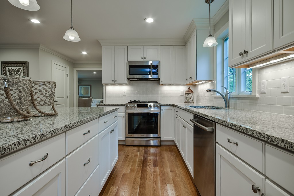 20 Westerly Street, Unit B Wellesley, MA 02482 - Photo 11 of 30 Gallery Image 11