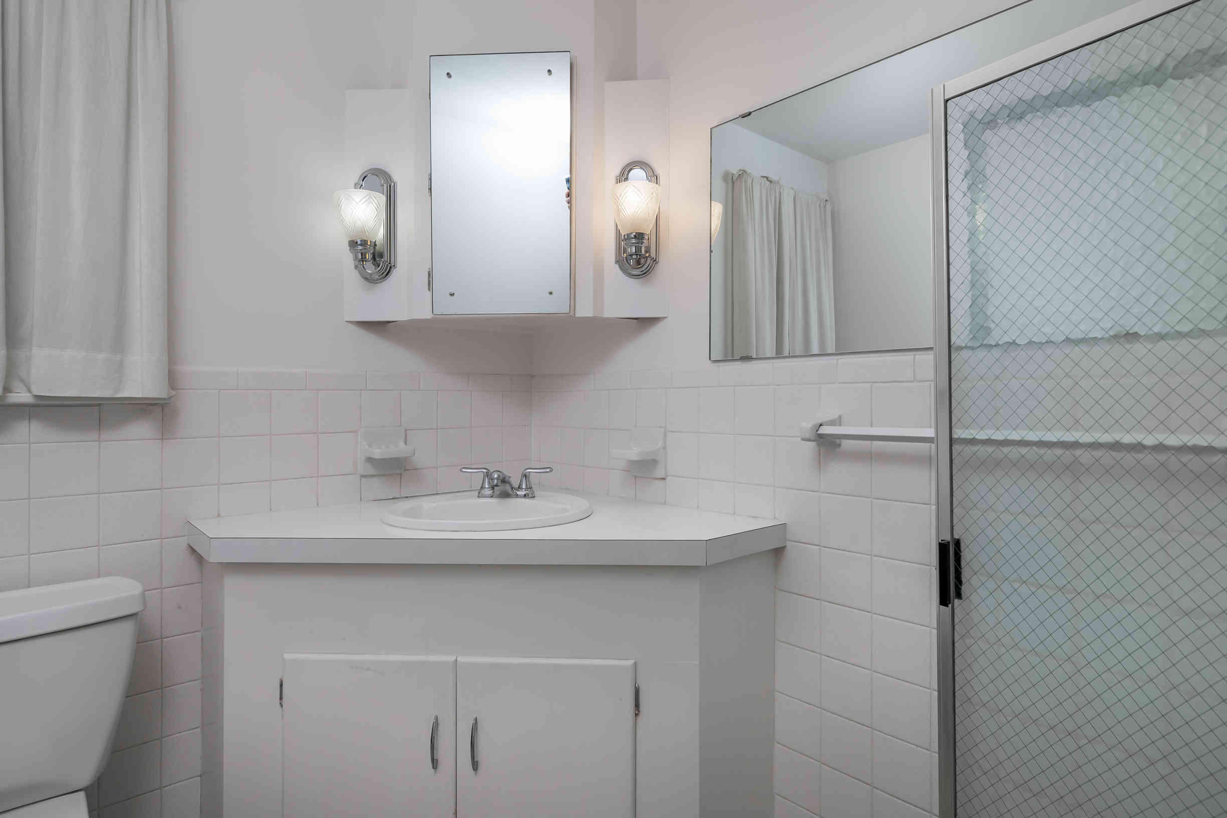 3 Long Cove Road York, ME 03909 - Photo 24 of 29 24-Bathroom 1