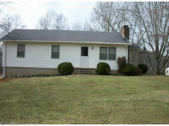 1867 Mountain View Church Road King, NC 27021 - Photo 1 of 5 Exterior Front.