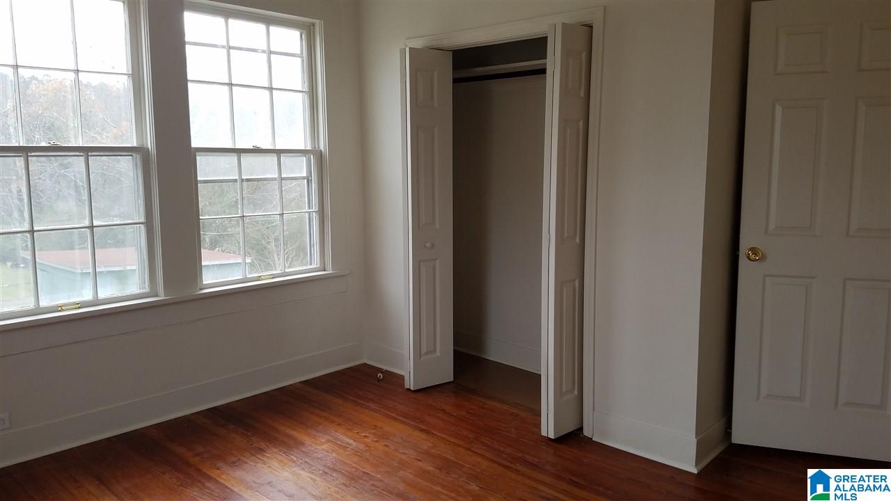 809 Ave I Bessemer, AL 35020 - Photo 8 of 11