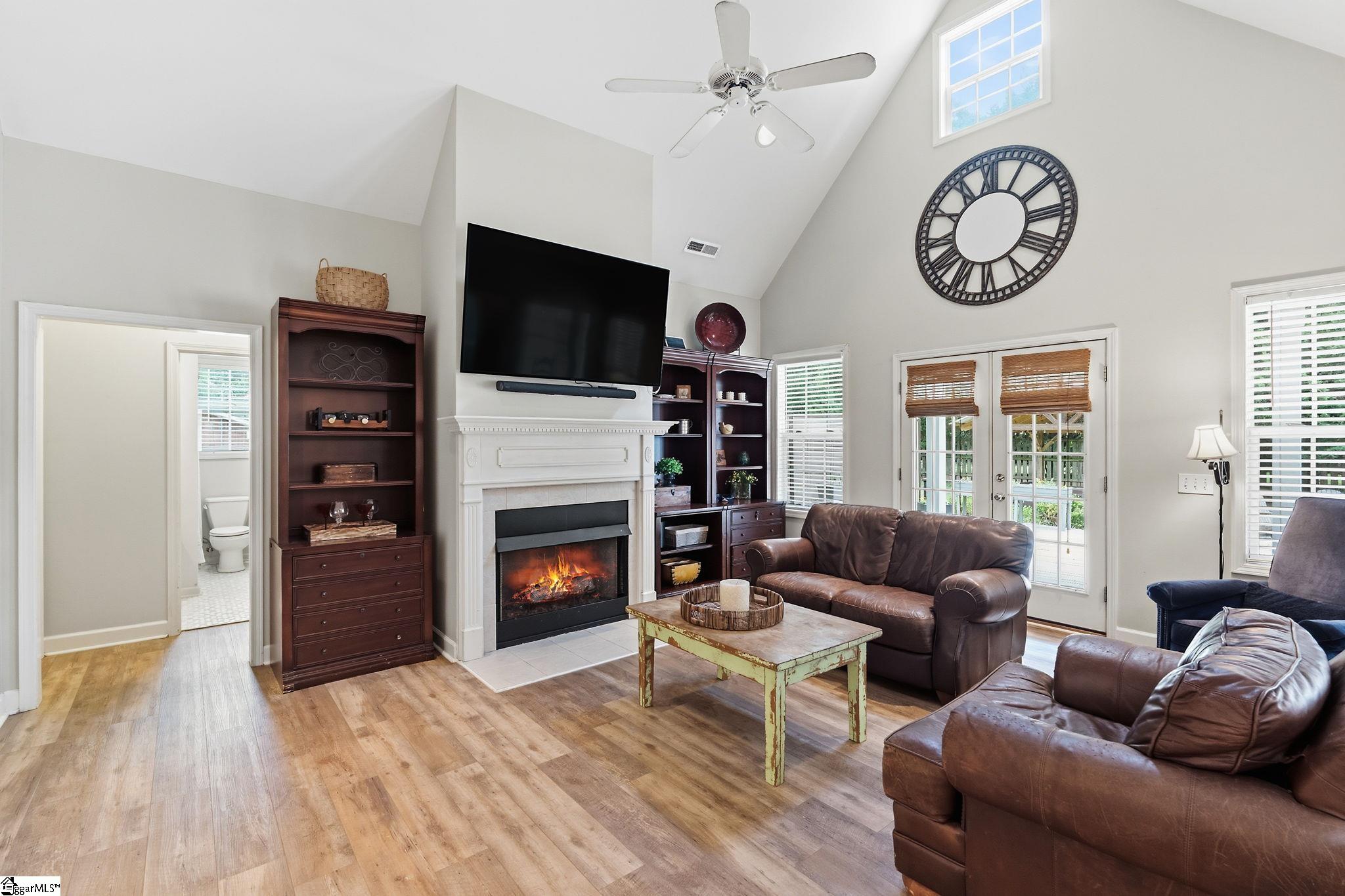 106 Cardinal Court Simpsonville, SC 29681 - Photo 11 of 48