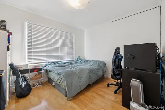 a livingroom with furniture and a window