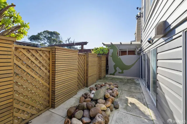 $1,590,000 | 1226 44th Avenue, San Francisco, CA 94122