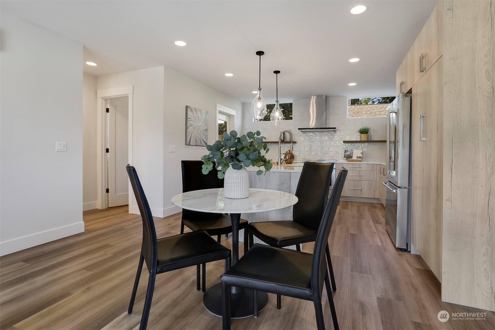516 North 48th Street Seattle, WA 98103 - Photo 8 of 36 Gallery Image 8