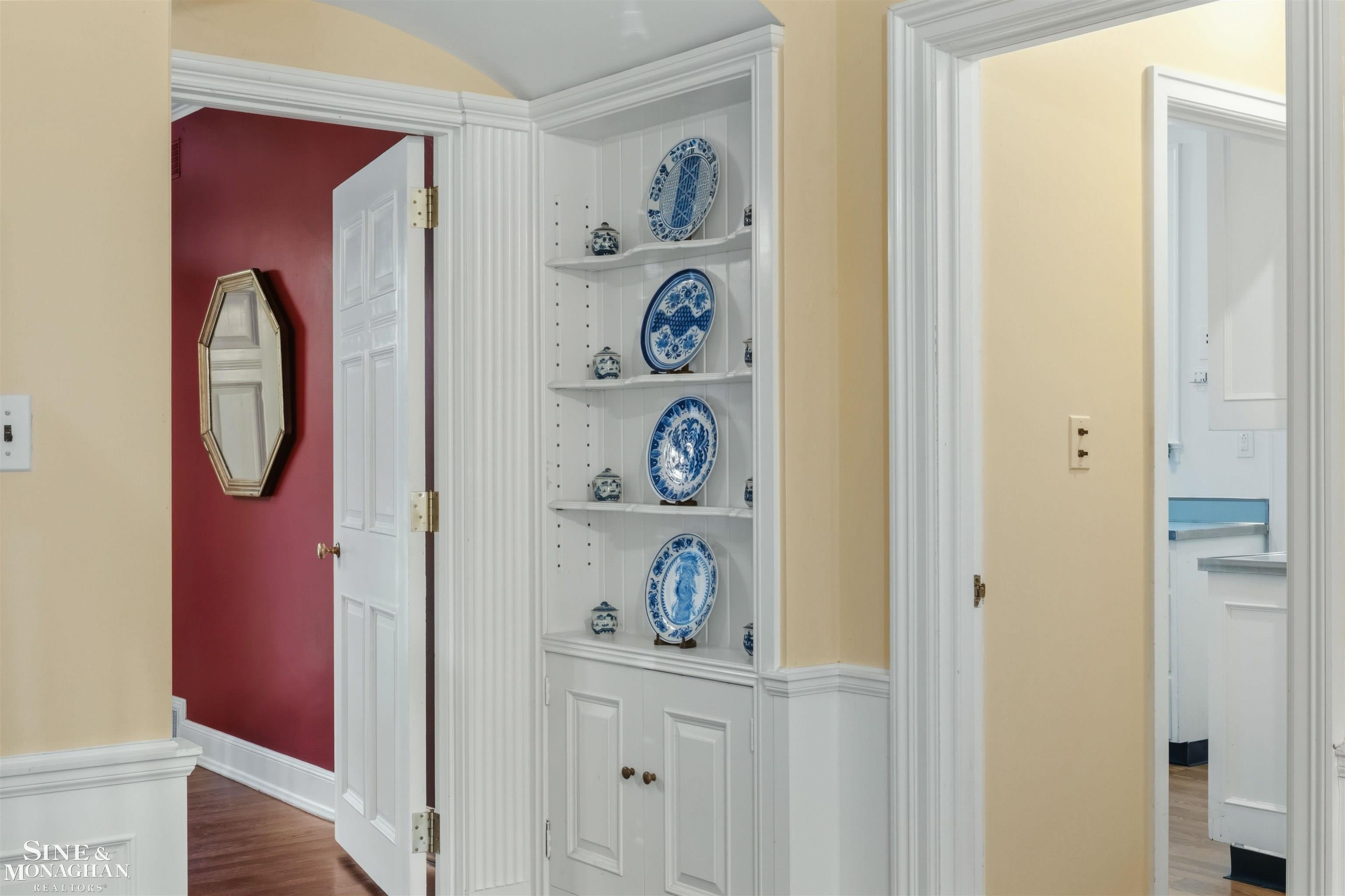 124 Merriweather Road Grosse Pointe Farms, MI 48236 - Photo 9 of 77 Gallery Image 9