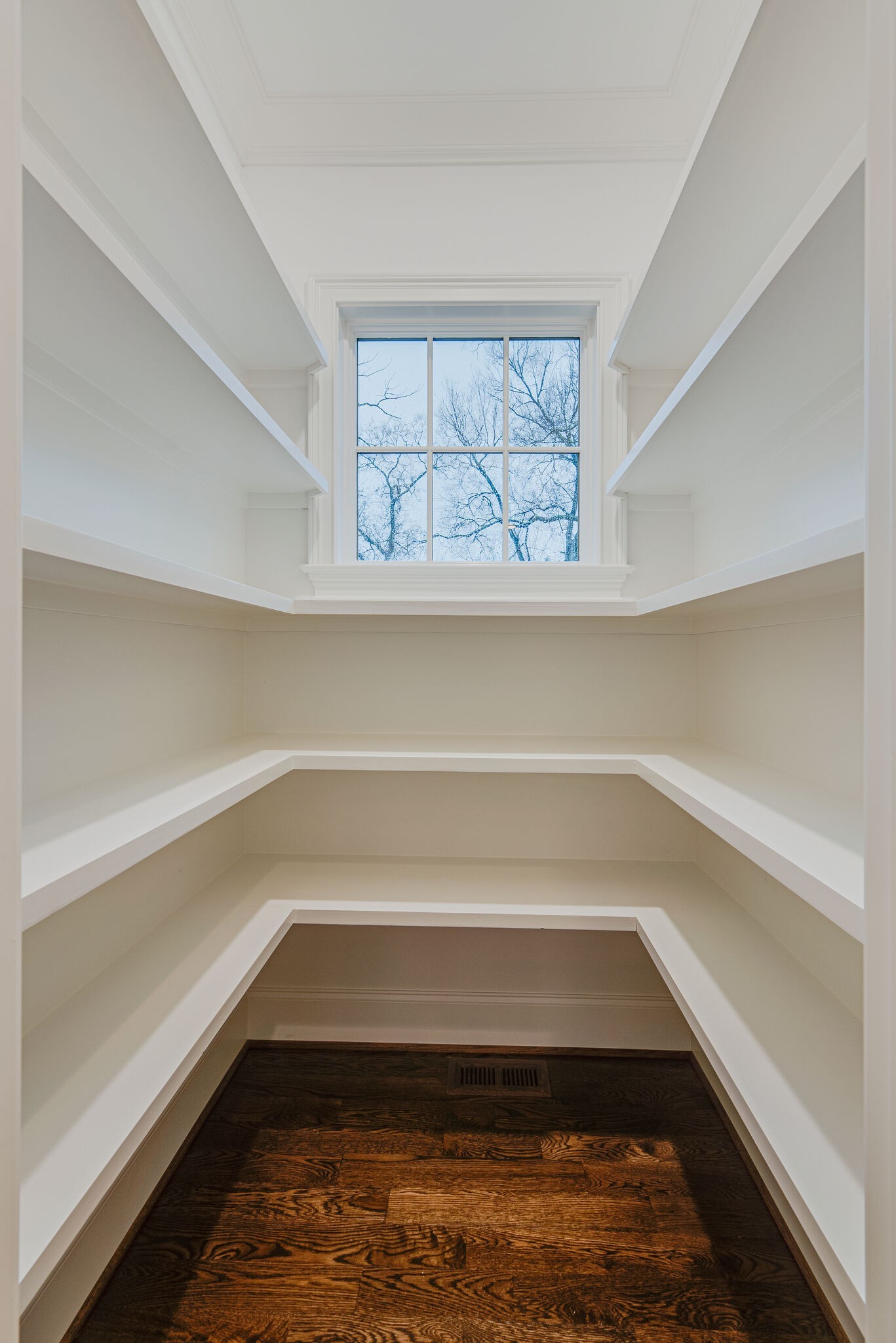 4220 Kirtland Road Nashville, TN 37215 - Photo 16 of 55