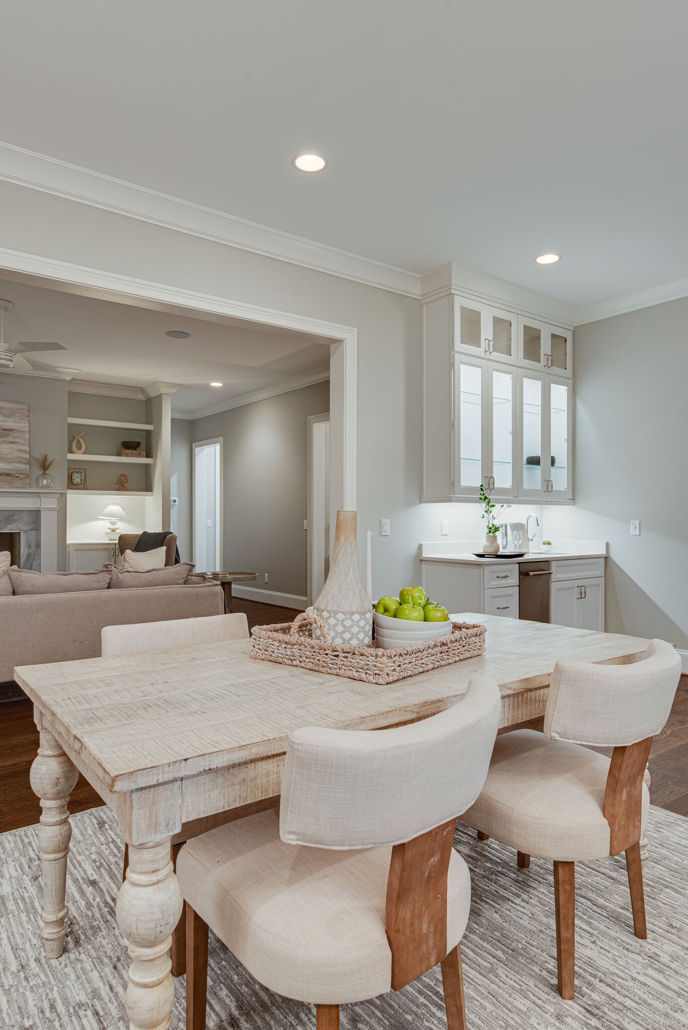 4220 Kirtland Road Nashville, TN 37215 - Photo 26 of 55 a kitchen with a table and chairs