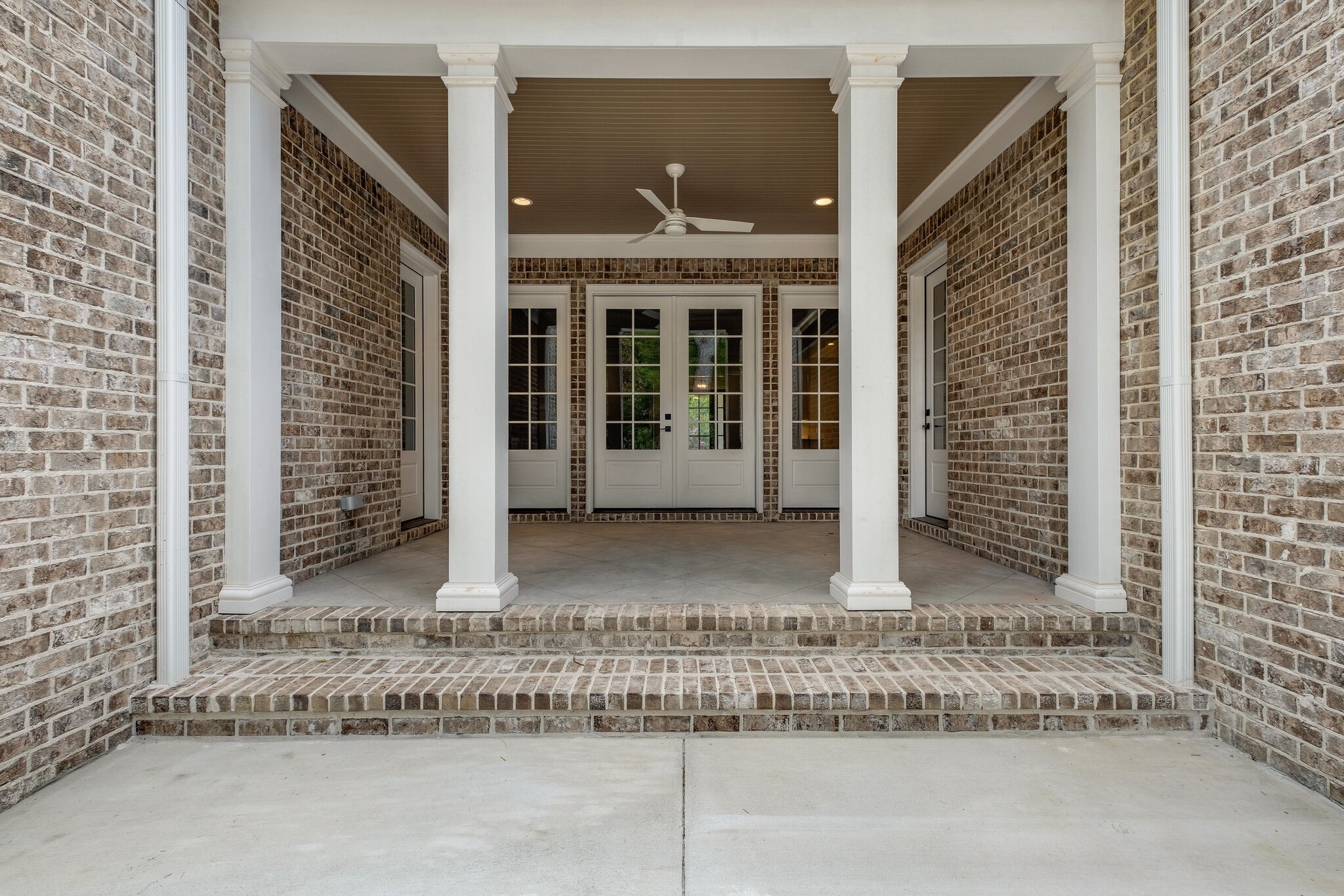 4220 Kirtland Road Nashville, TN 37215 - Photo 45 of 55 a view of entrance gate of a house