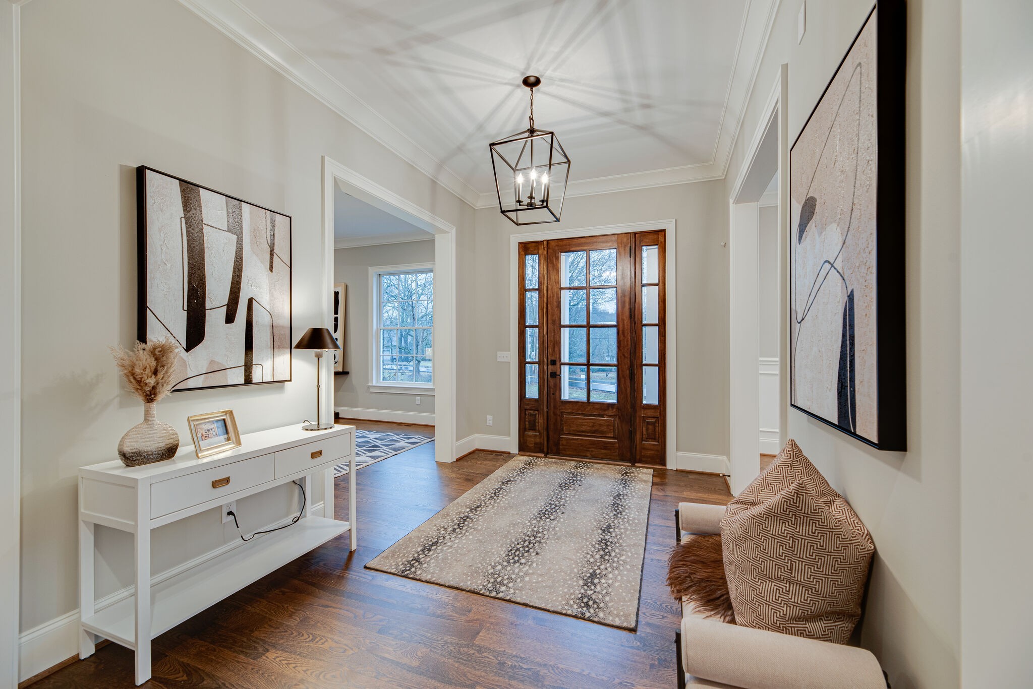 4220 Kirtland Road Nashville, TN 37215 - Photo 6 of 55 a living room with furniture and wooden floor