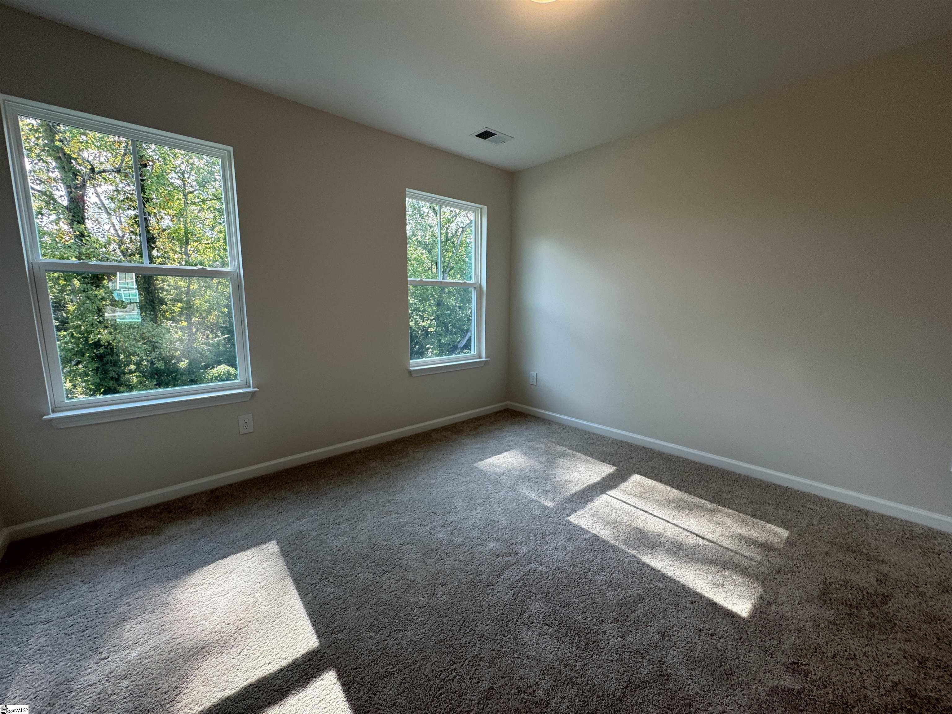 672 Columbus Circle Simpsonville, SC 29680 - Photo 11 of 16 Gallery Image 11