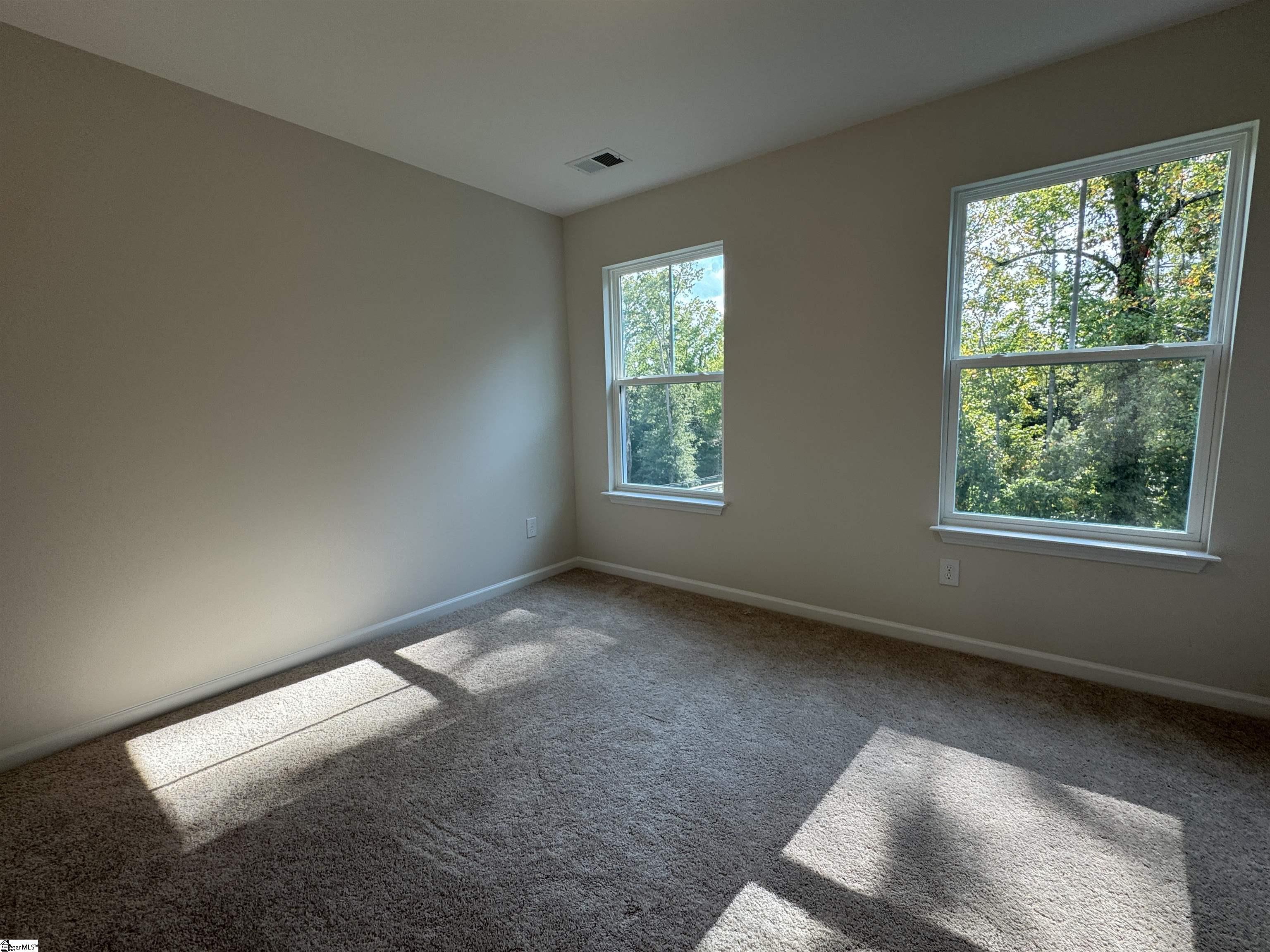 672 Columbus Circle Simpsonville, SC 29680 - Photo 13 of 16 Gallery Image 13