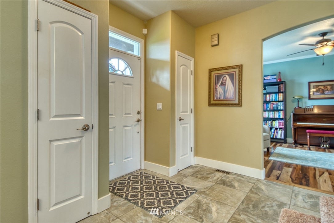 308 Kilkelly Road Kalama, WA 98625 - Photo 3 of 25 Gallery Image 3