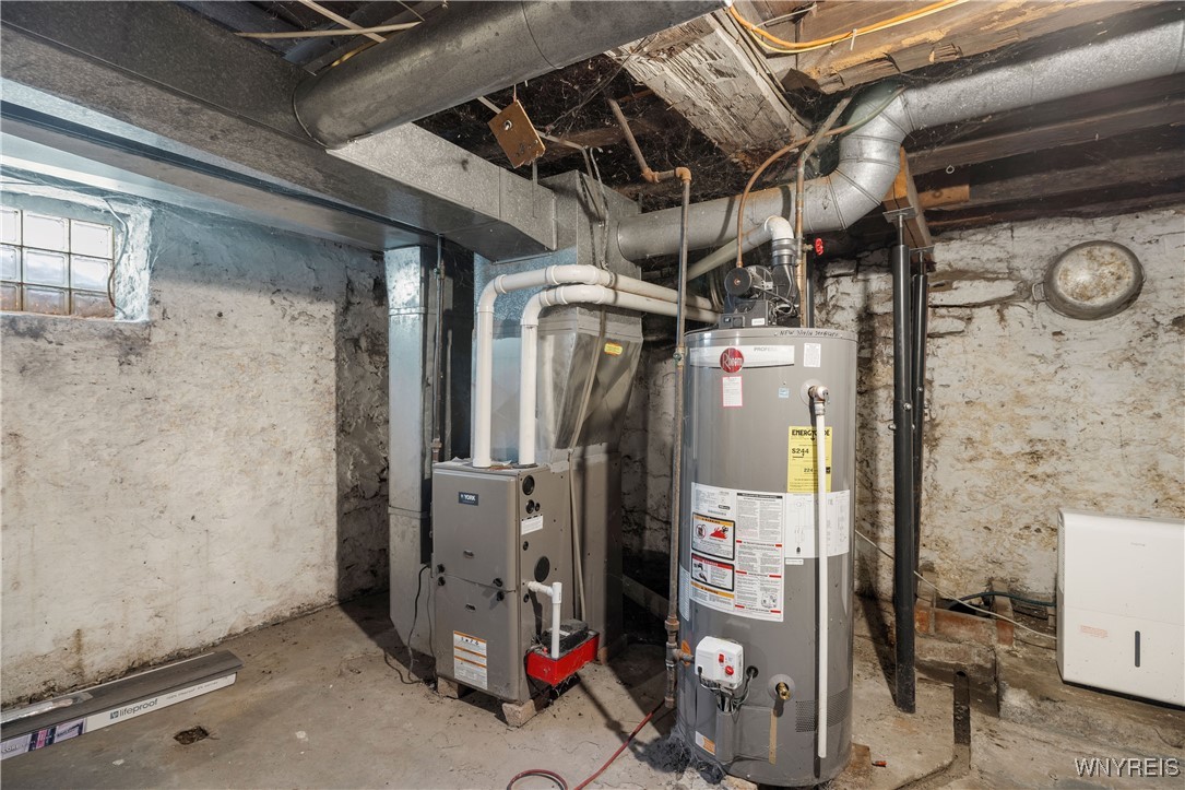 2960 Upper Mountain Road Cambria, NY 14132 - Photo 11 of 42