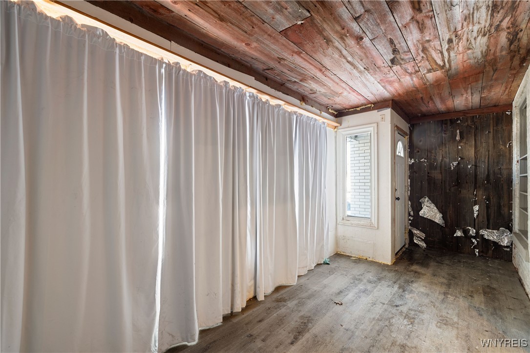 2960 Upper Mountain Road Cambria, NY 14132 - Photo 19 of 42