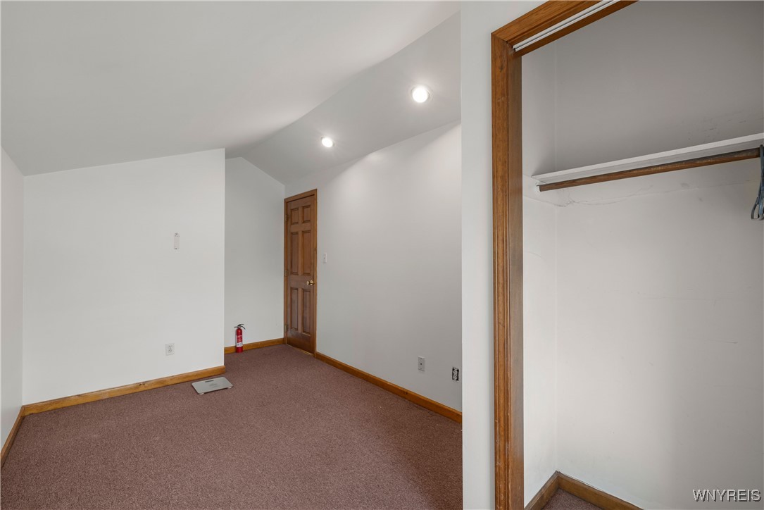 2960 Upper Mountain Road Cambria, NY 14132 - Photo 10 of 42