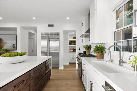 $2,995,000 | 42 Gardenpath, Irvine, CA 92603
