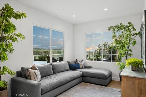 $2,995,000 | 42 Gardenpath, Irvine, CA 92603