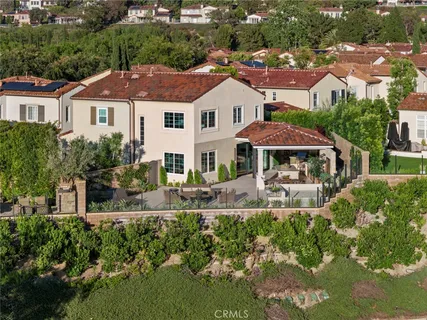 $2,995,000 | 42 Gardenpath, Irvine, CA 92603